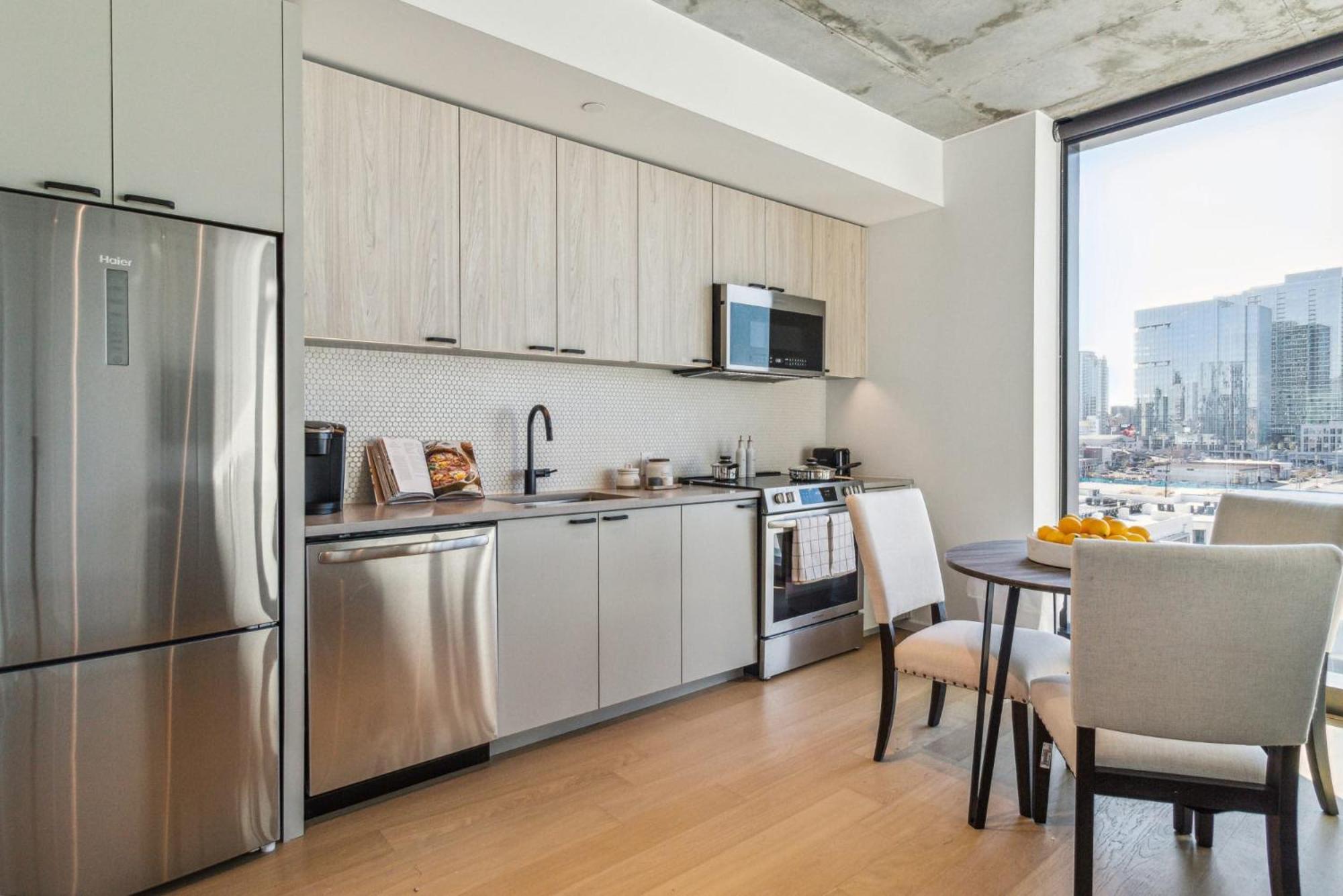 Contemporary City Living Apartments In Nashville Exterior foto